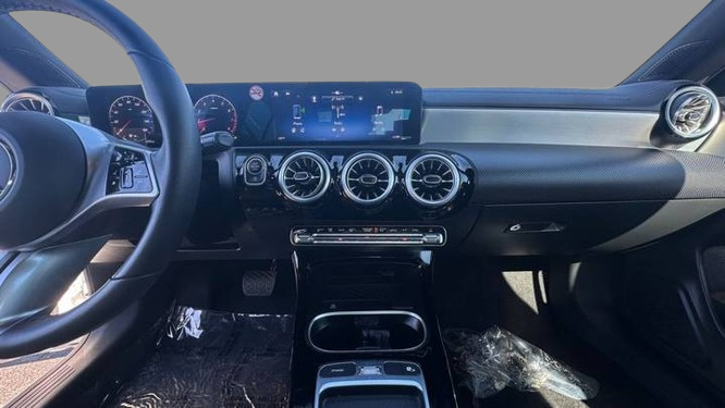 2025 Mercedes-Benz CLA 250 FWD