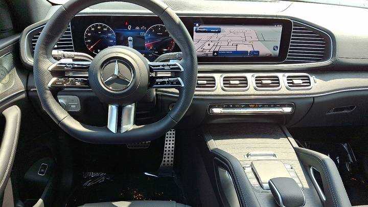 2025 Mercedes-Benz GLS 580 4MATIC