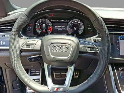 2025 Audi SQ8 Premium Plus