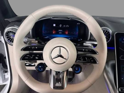 2025 Mercedes-Benz AMG SL 63