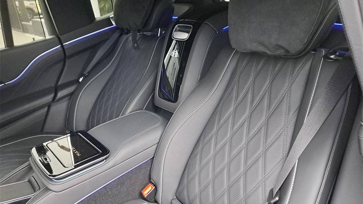 2025 Mercedes-Benz Maybach GLS 600 4MATIC