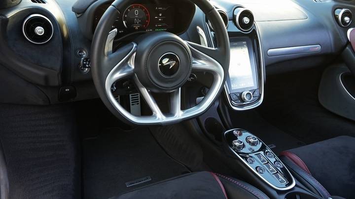 2023 McLaren GT Coupe