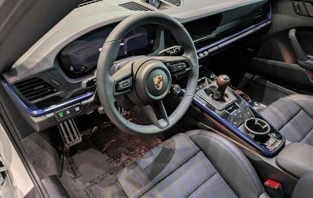 2025 Porsche 911 Carrera T Cabriolet