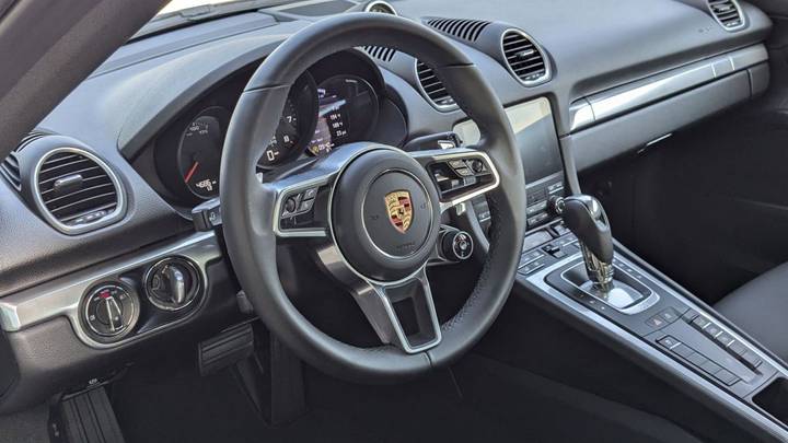 2025 Porsche 718 Cayman Standard