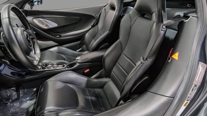 2020 McLaren GT Coupe