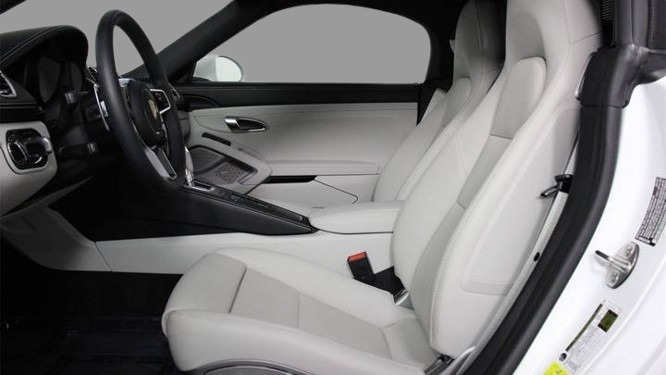 2025 Porsche 718 Boxster S Roadster