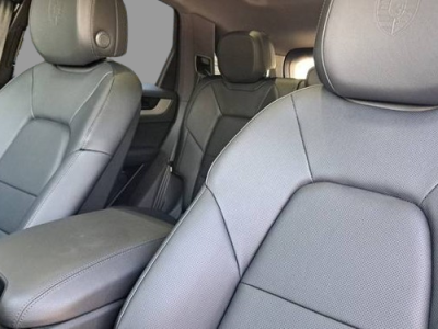 2025 Porsche Cayenne AWD