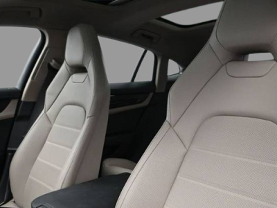 2025 Porsche Panamera 4 E-Hybrid AWD