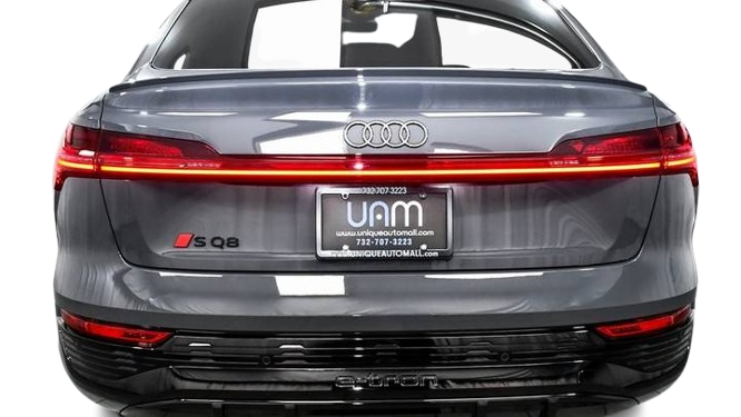 2025 Audi SQ8 e-tron Prestige Sportback