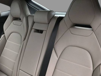 2025 Porsche Panamera 4 AWD