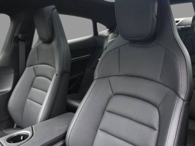 2025 Porsche Taycan 4 AWD