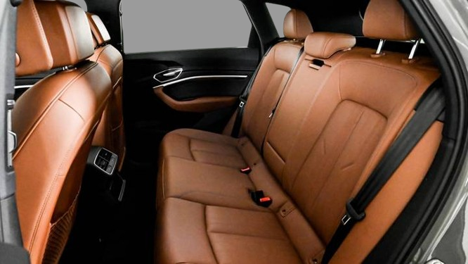 2025 Audi Q8 e-tron Premium SUV