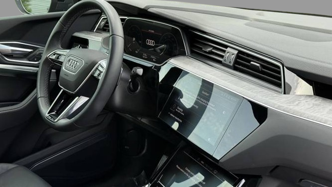 2025 Audi Q8 e-tron S line Premium Plus Sportback