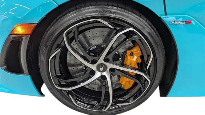 2024 McLaren 750S Coupe
