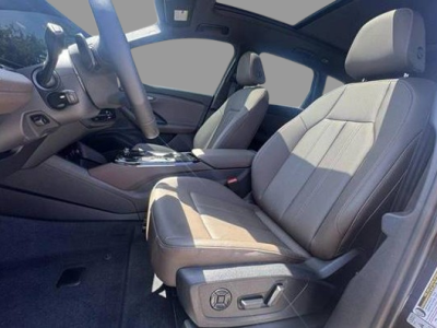 2025 Audi Q6 e-tron Premium RWD