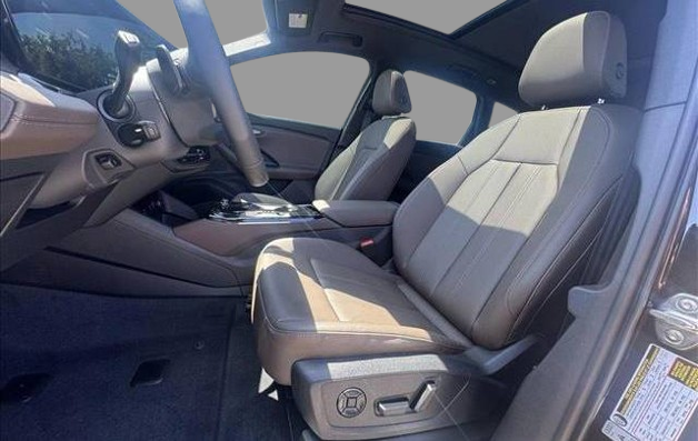 2025 Audi Q6 e-tron Premium RWD