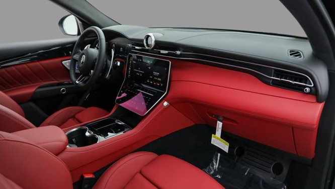 2025 Maserati Grecale Modena