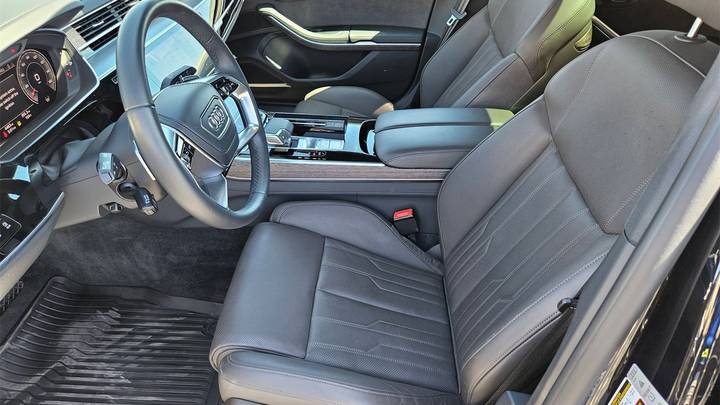 2025 Audi A8 L 55 TFSI quattro