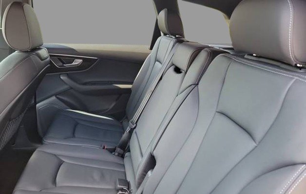 2025 Audi Q7 Premium 55