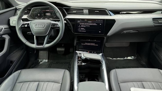 2025 Audi Q8 e-tron S line Premium Plus Sportback