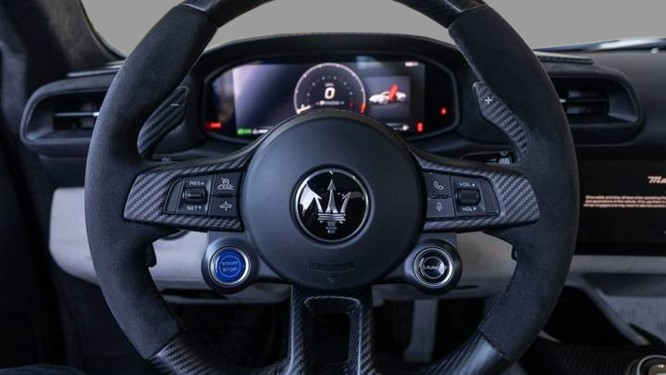 2024 Maserati MC20 Convertible