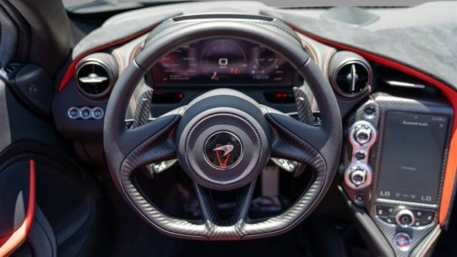 2022 McLaren 720S Spider