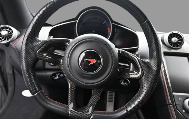 2015 McLaren 650S Coupe