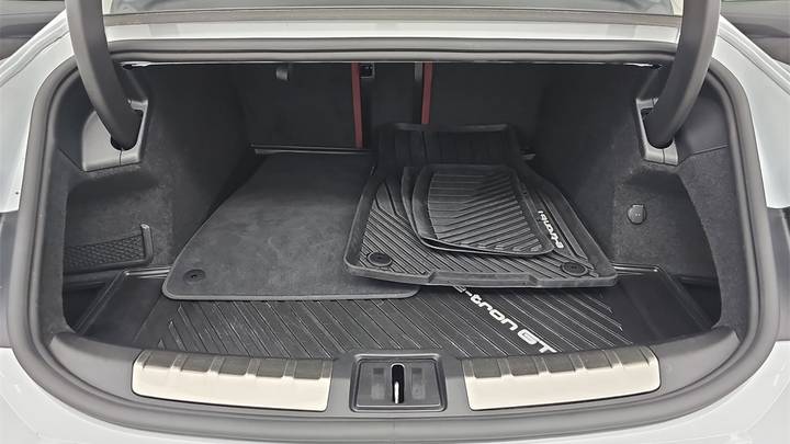2025 Audi e-tron GT Premium Plus