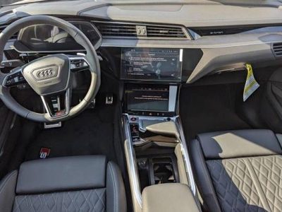 2025 Audi SQ8 e-tron Prestige SUV
