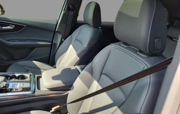2025 Audi Q7 Premium 55