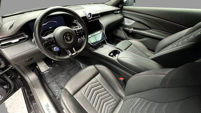 2024 Maserati GranTurismo Trofeo