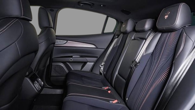 2025 Maserati Grecale Folgore AWD