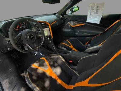 2019 McLaren 720S Performance Coupe