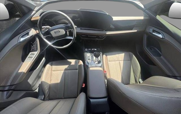 2025 Audi Q6 e-tron Premium RWD
