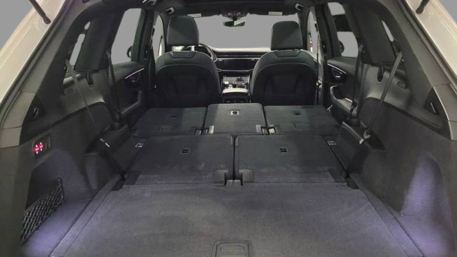 2025 Audi Q7 Premium Plus 45