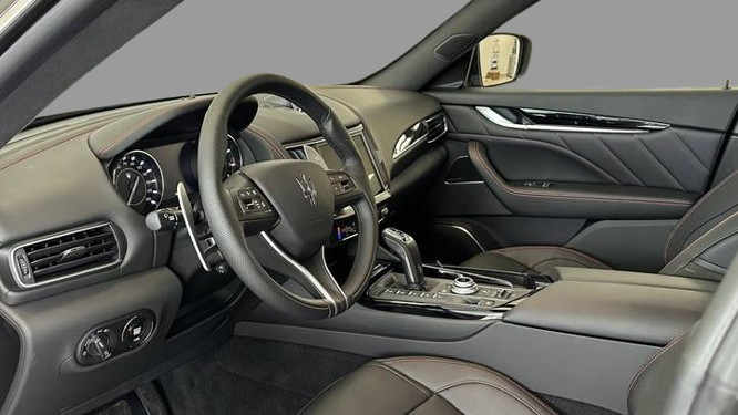 2024 Maserati Levante GT Ultima