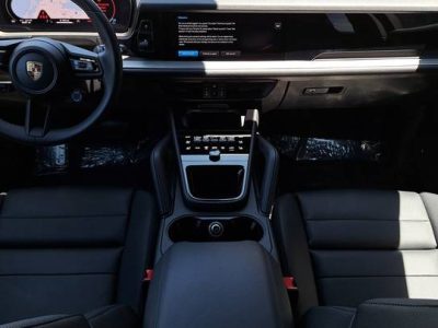 2025 Porsche Cayenne AWD