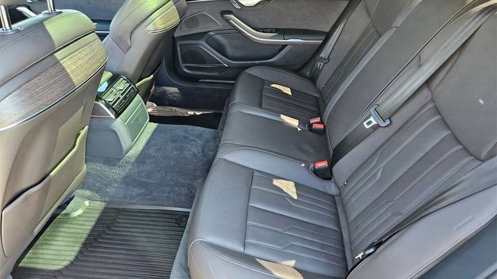 2025 Audi A8 L 55 TFSI quattro
