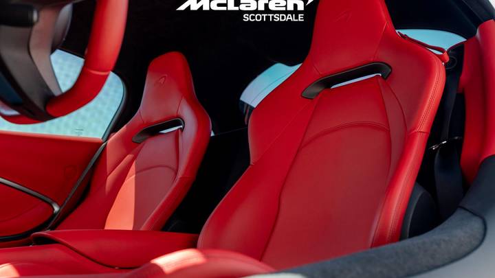2024 McLaren Artura TechLux Coupe