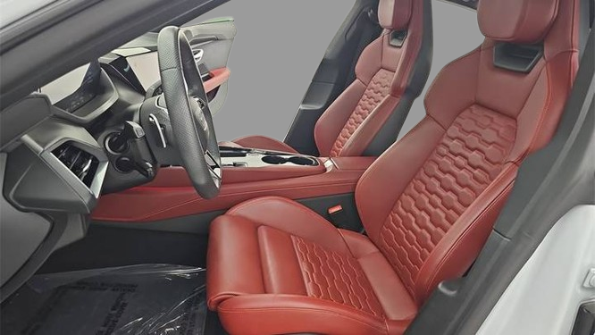 2025 Audi e-tron GT Premium Plus