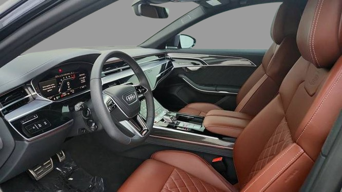 2025 Audi S8 Sedan