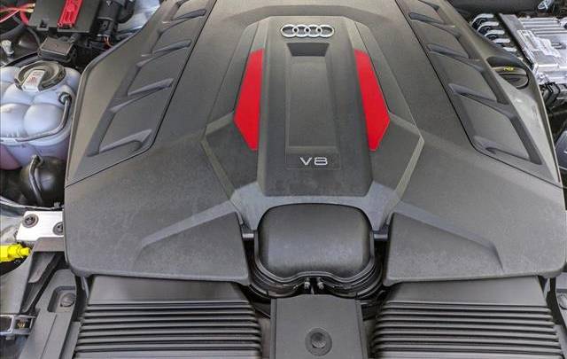2025 Audi SQ7 Premium Plus