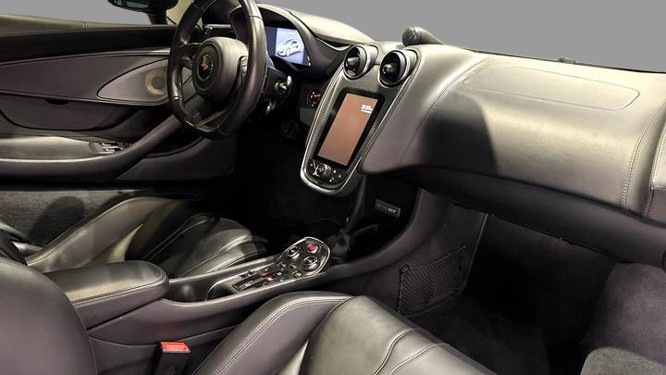 2018 McLaren 570GT Coupe
