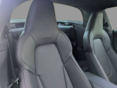 2025 Porsche 911 Targa 4 GTS AWD