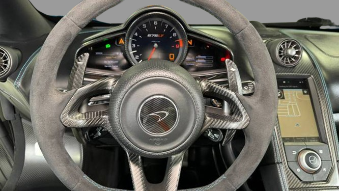 2016 McLaren 675LT Spider