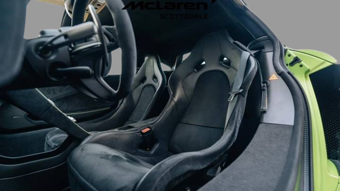 2016 McLaren 675LT Coupe