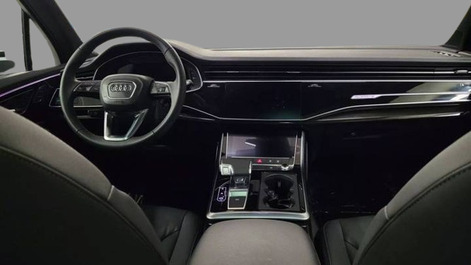 2025 Audi Q7 Premium Plus 45