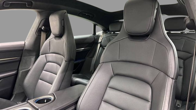 2025 Porsche Taycan Turbo Sedan AWD