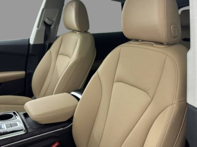 2025 Audi Q8 Premium Plus