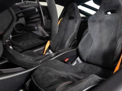 2021 McLaren 765LT Coupe